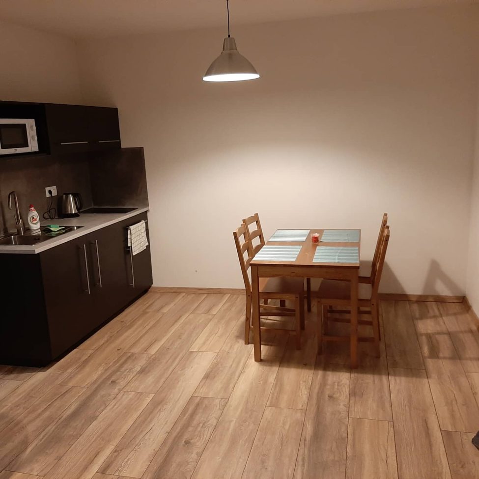 69612790_888865178154150_5697542098333466624_n